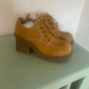 Chunky Tan Lace-Up Women's Shoes Delia’s Brand